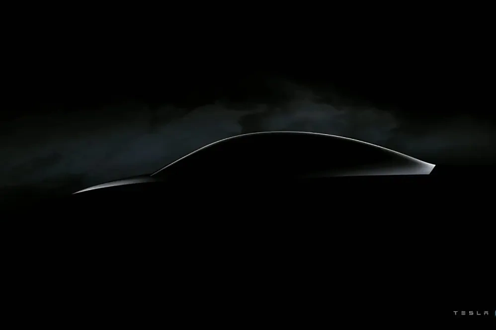 外观内饰减配细节曝光，低价版特斯拉 Model Y 现身官网源代码