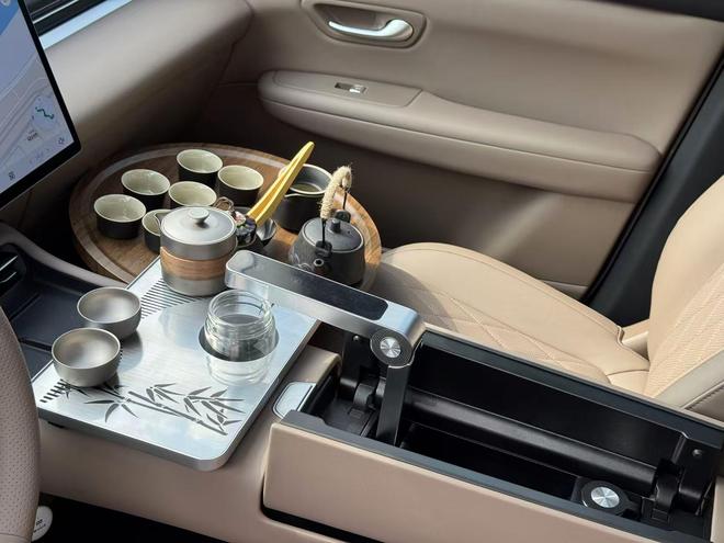 换新一口价11.98万 第三代蓝电E5 PLUS开启预售