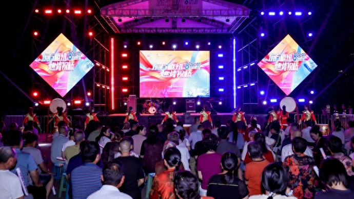 “东方枢纽 燃情祝桥”第二届海天湖音乐节举行