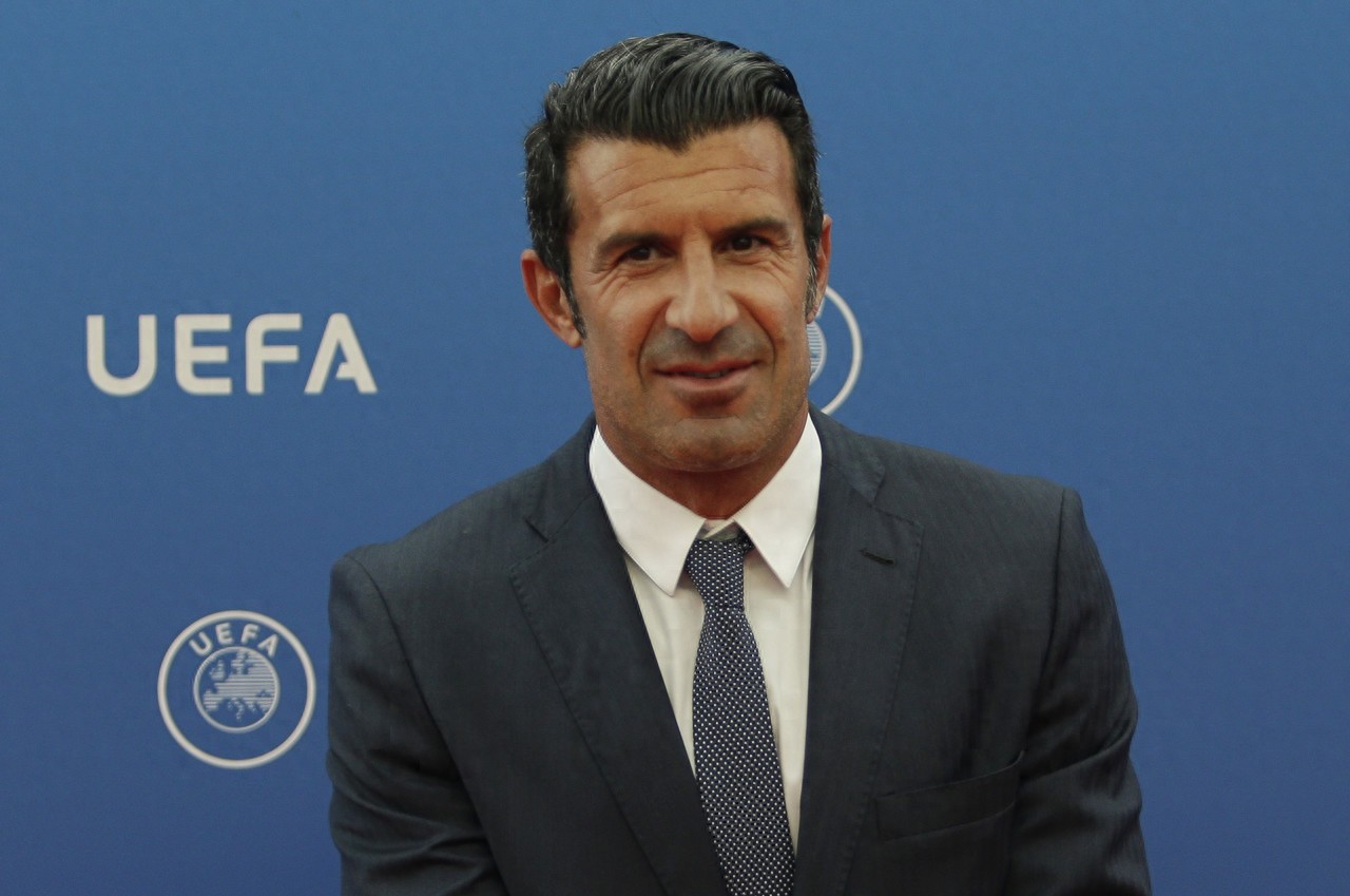 拉波尔塔谈菲戈现场看巴萨比赛：记住他的好就行了，生活总要继续