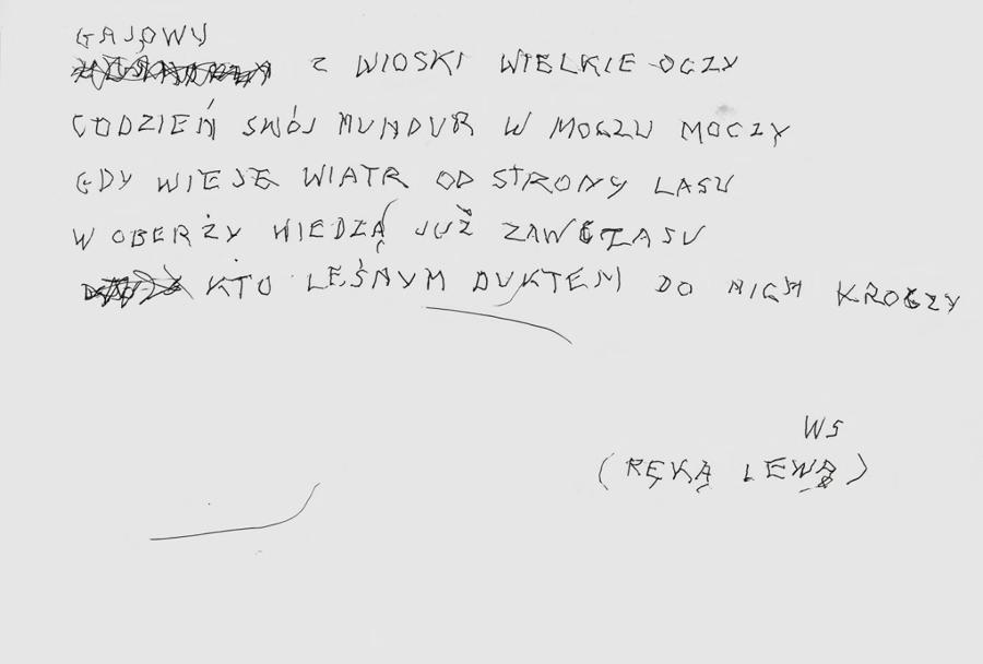 剪断吵闹的电话线,他由此获得了和诺奖诗人工作的机会