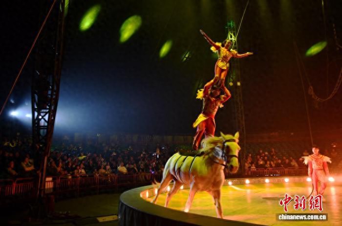 河北正定古城国际马戏嘉年华精彩纷呈