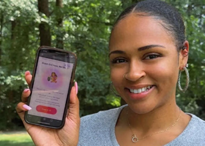 AI帮助育儿？美国一母亲打造AI应用程序“崩溃日记”帮助发泄情绪