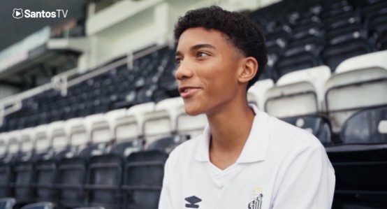 法媒:罗比尼奥之子在桑托斯已崭露头角,解约金高达5000万欧