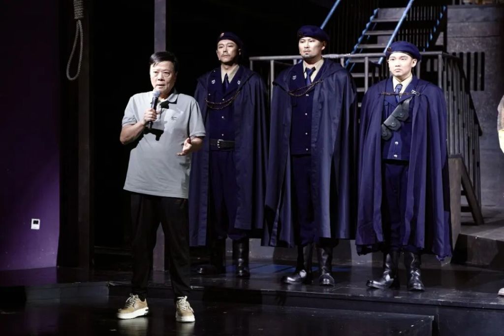 萨特《死无葬身之地》为何一直长演不衰?