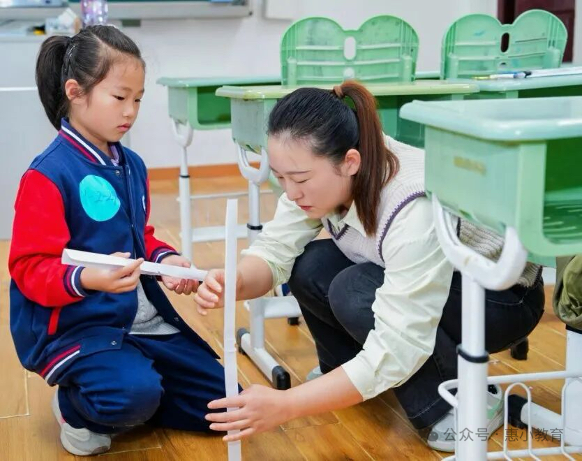 以AI为笔绘就创新图景!头脑奥林匹克创新学习活动亲子擂台赛迎来浦东区赛