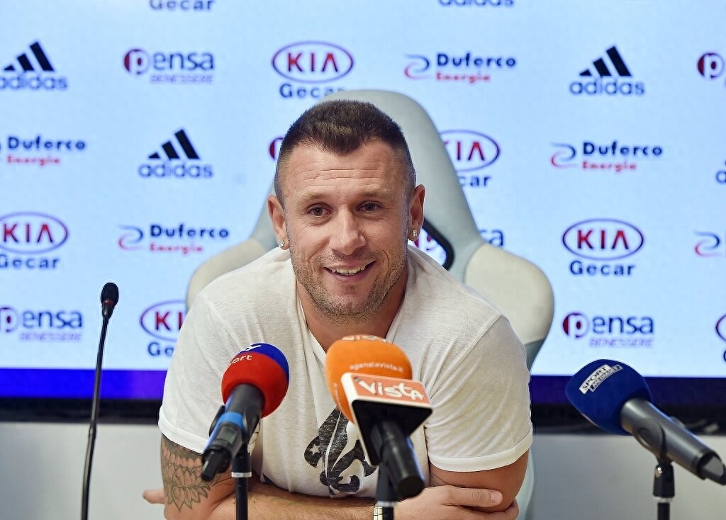 卡萨诺：尽管国米最初的选择是小法，但我对新主帅齐沃有信心