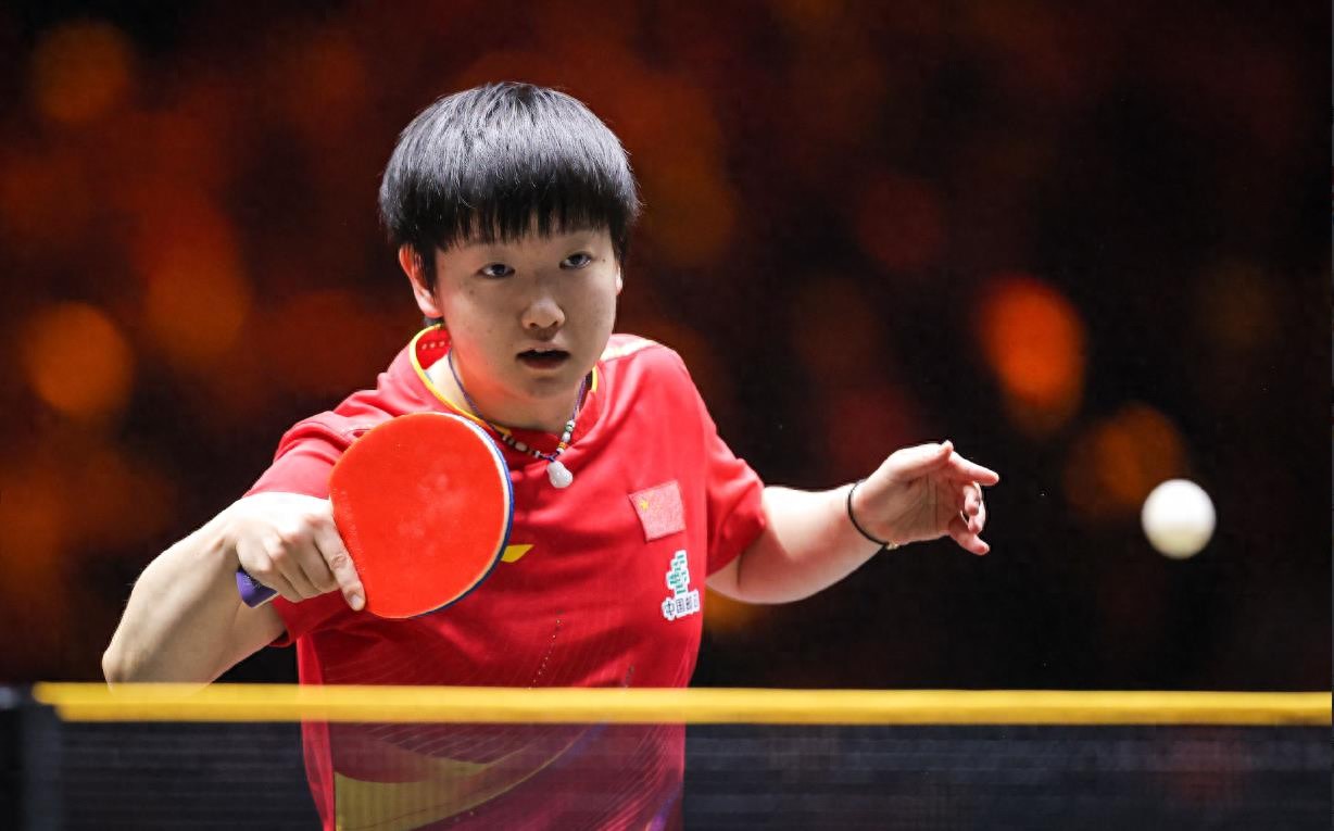 中国大满贯！女单冠军诞生，王曼昱4-2孙颖莎夺冠，成就双冠王