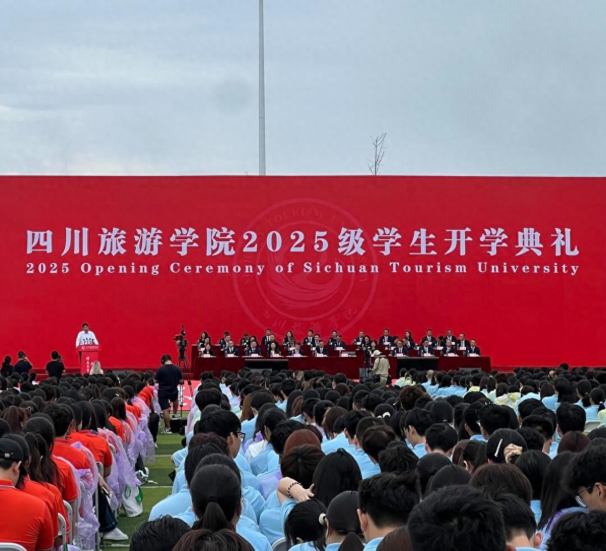 中考720分的他转读职高，如今踏入梦想院校学厨艺：在任何道路上都能有作为