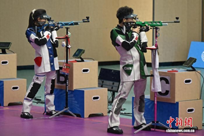 十五运辽宁一队夺10米气步枪混合团体金牌