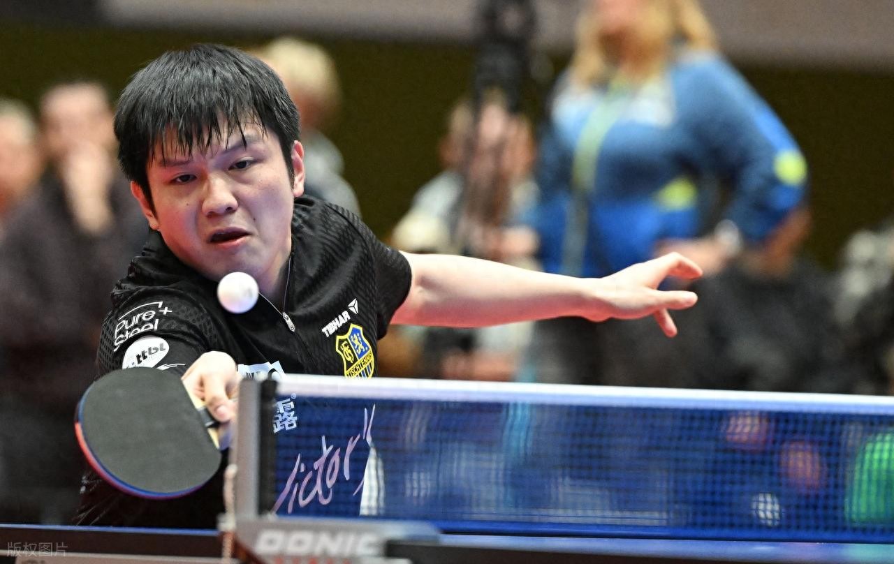 全运会乒乓球-樊振东4-1力克薛飞 晋级男单八强