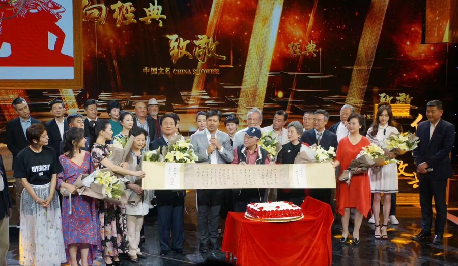 桂香漫时光,艺心映流年