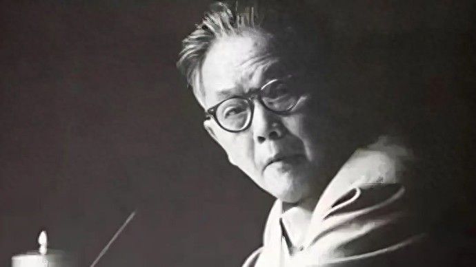 电脑里的“方正舒体”出自这位“马背书法家”，他一生不办个展、不收弟子，只为人民书写！