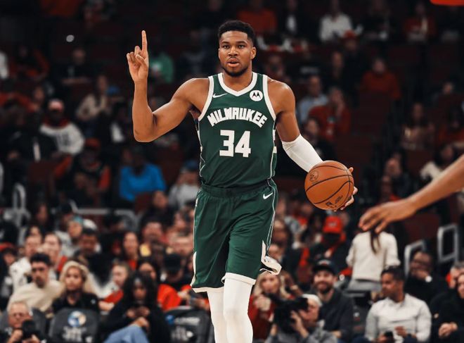 字母哥复出13+10雄鹿险胜公牛 火爆冲突4人吃T特里被驱逐