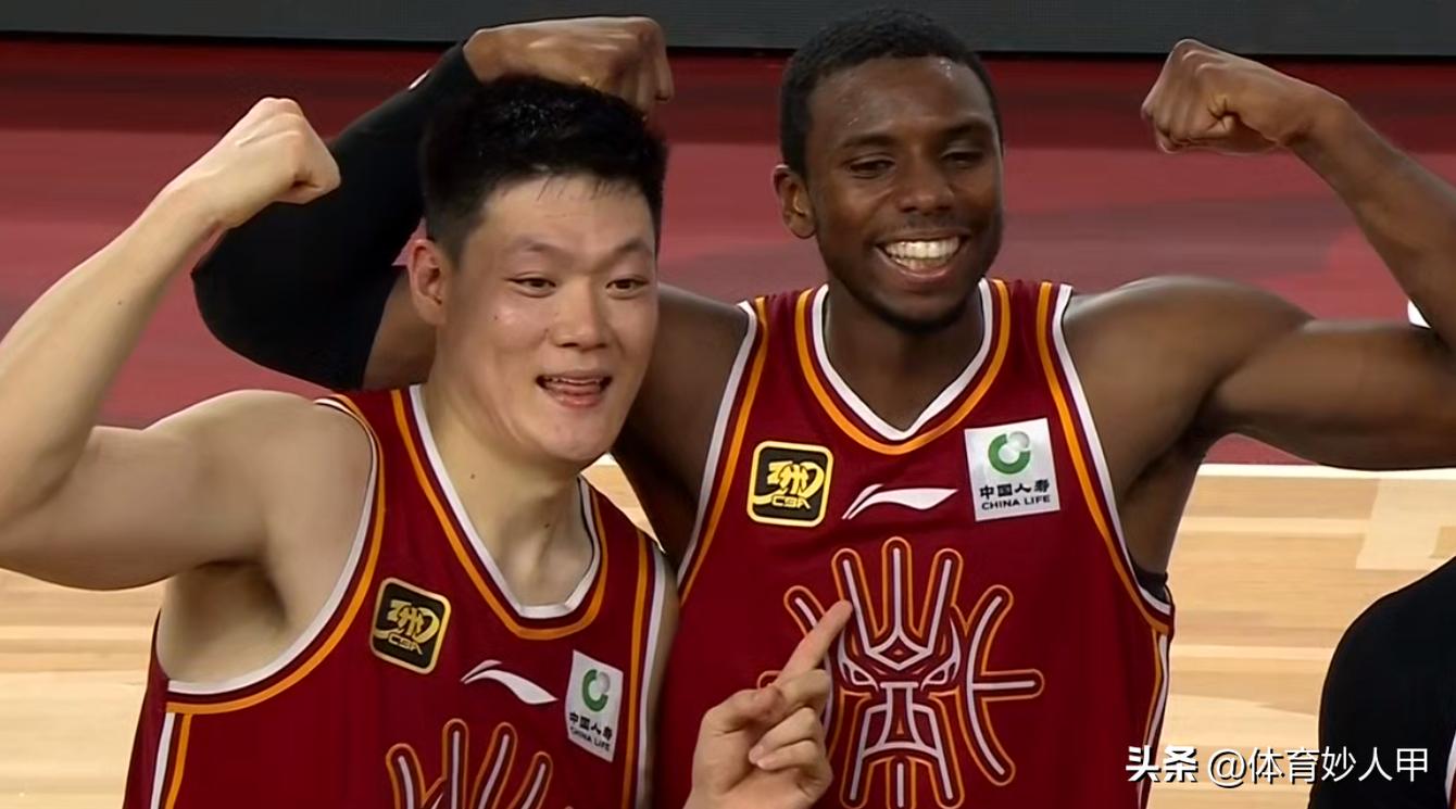 CBA公司作出2个重大改变：外援注册限制人数+注册年龄放宽