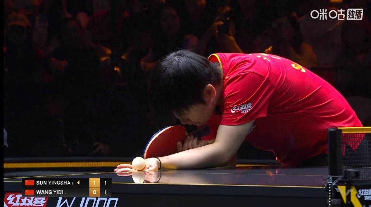 孙颖莎苦战七局锁定女单四强，王曼昱/蒯曼3比0战胜队友进决赛