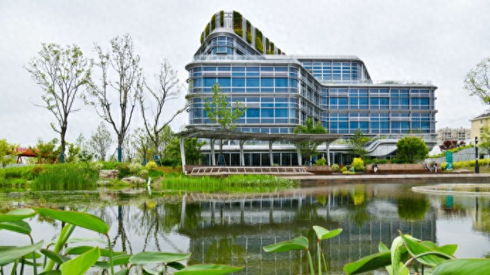 共创绿色低碳新未来，“开卷新能·零碳智典”专题展开幕