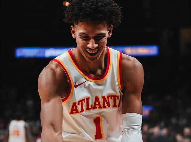 31分18板14助7断！复制保罗神迹！这就是老鹰给他5年1.5亿的原因