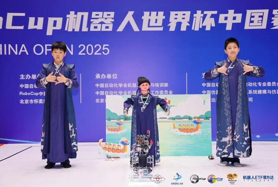 全员·全科·全程:上海市铁岭中学以“攀登”之姿书写科学教育答卷