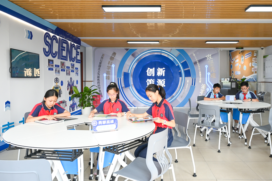 全员·全科·全程:上海市铁岭中学以“攀登”之姿书写科学教育答卷