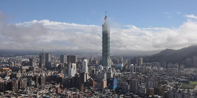 高市早苗考虑调整“无核三原则”，中方：敦促日方深刻反省侵略历史