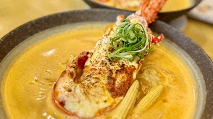 在墨尔本，有轨电车载我去品鉴美食