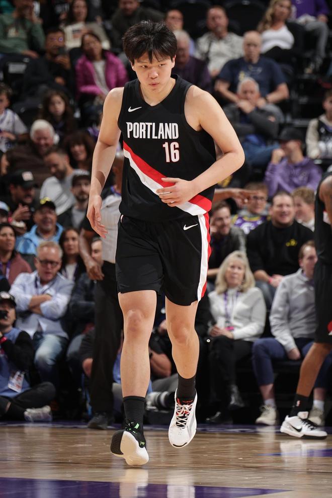 杨瀚森21+9闪耀G联赛，赛后杨瀚森终于输出心里话