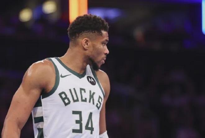 惨败45分!突然确定,不要字母哥了!