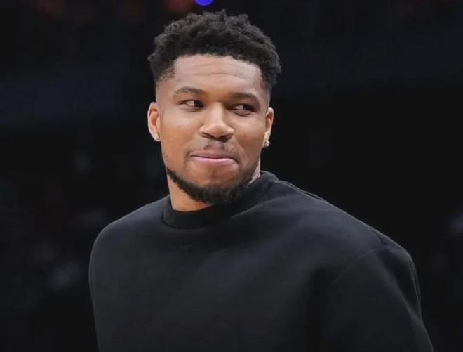 惨败45分!突然确定,不要字母哥了!