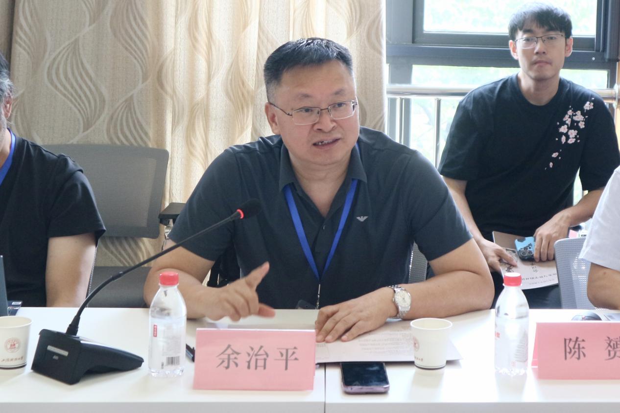 首届“历史与哲学上海论坛”在上海财经大学人文学院举行