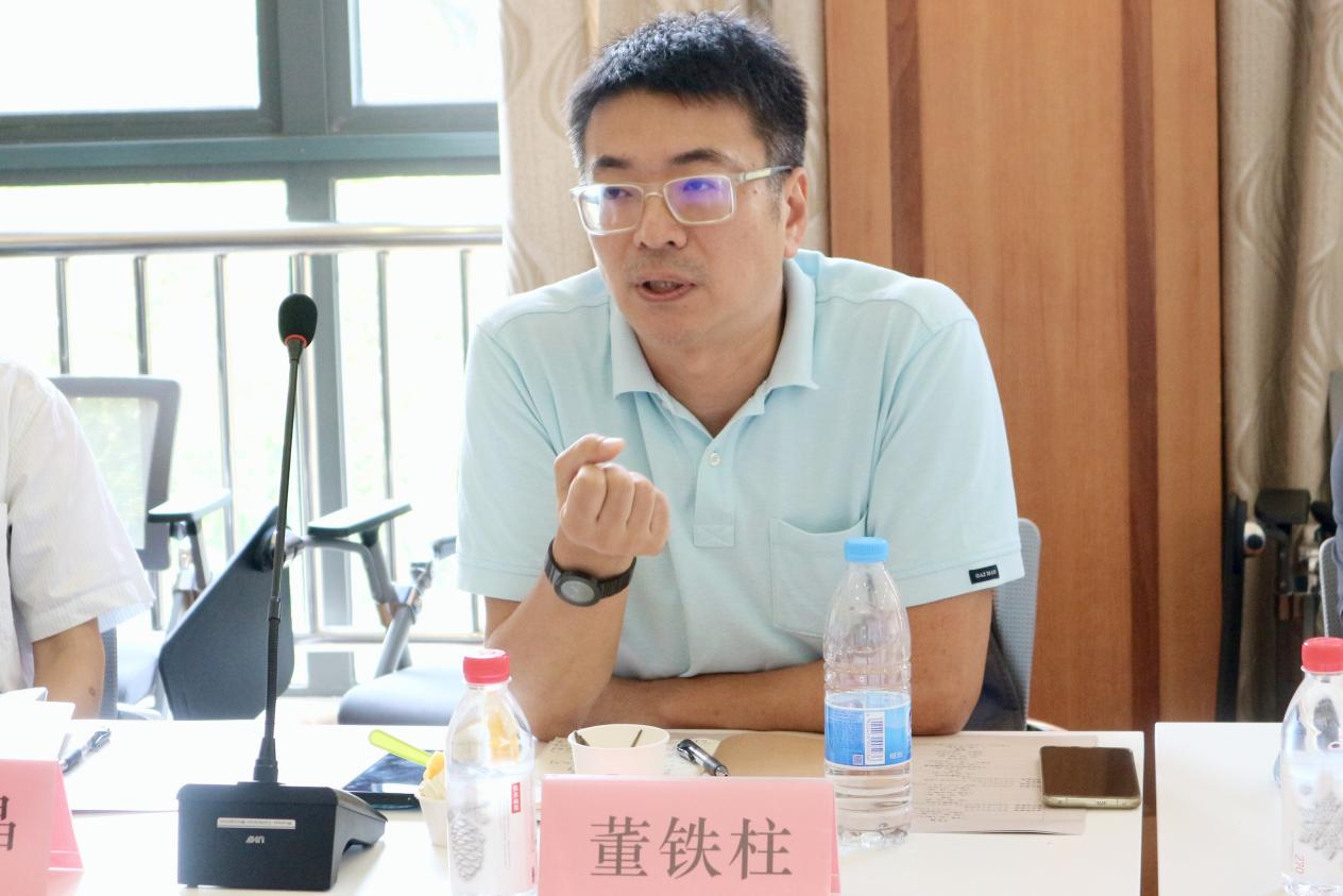 首届“历史与哲学上海论坛”在上海财经大学人文学院举行