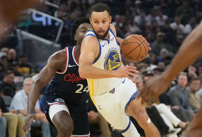 库里20+4+5勇士连丢绝平三分惜败快船 比尔首秀两分球6中6