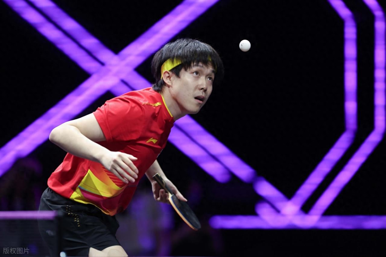 WTT澳门冠军赛-王楚钦3-1逆转丹麦选手格罗特 晋级男单八强