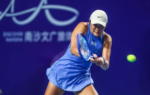 爆冷横扫7号种子!王曦雨直落两盘晋级广网16强取得金花开门红