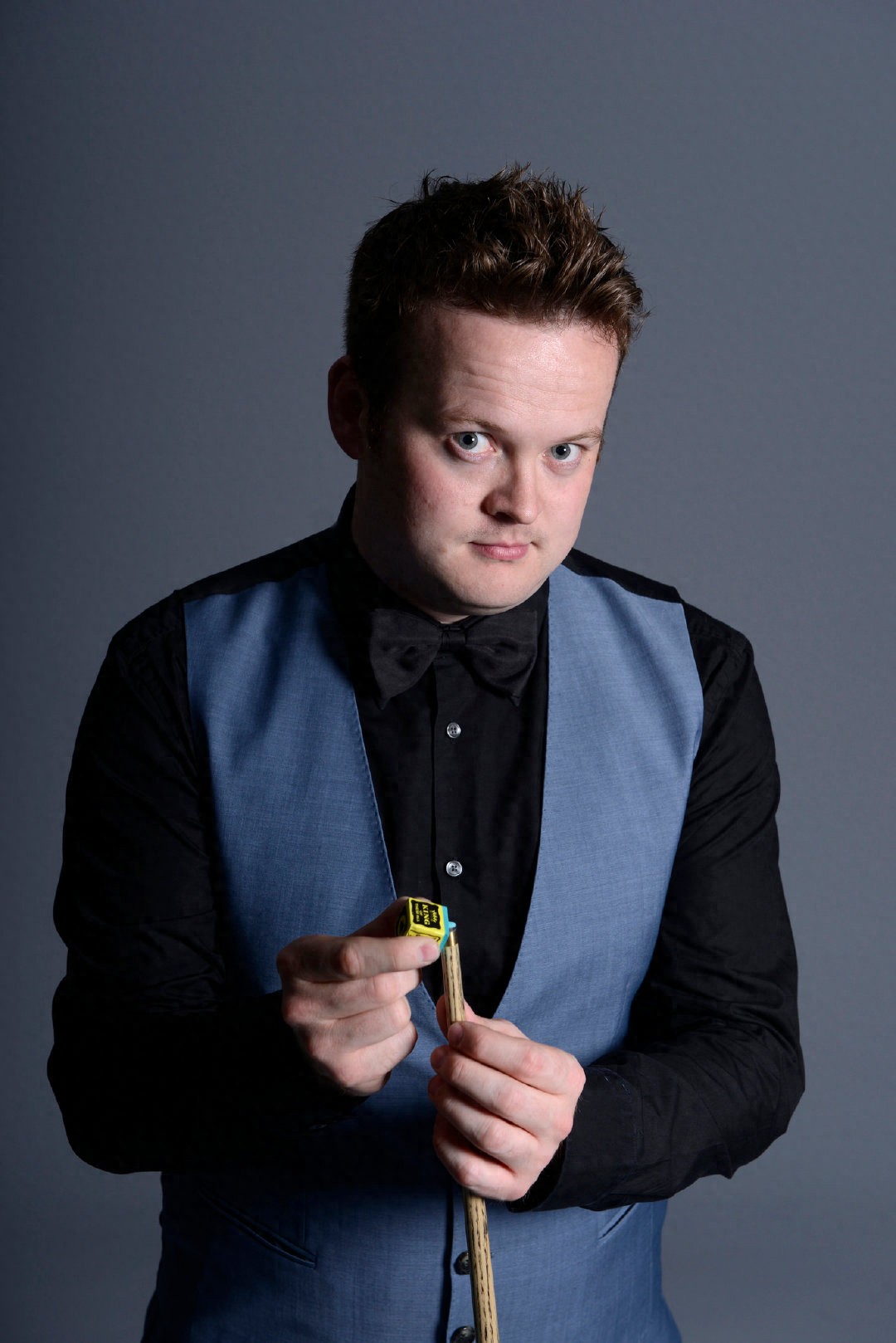 北爱尔兰公开赛战报：再爆大冷世锦赛冠军2-4一轮游！艾伦4-3逆转