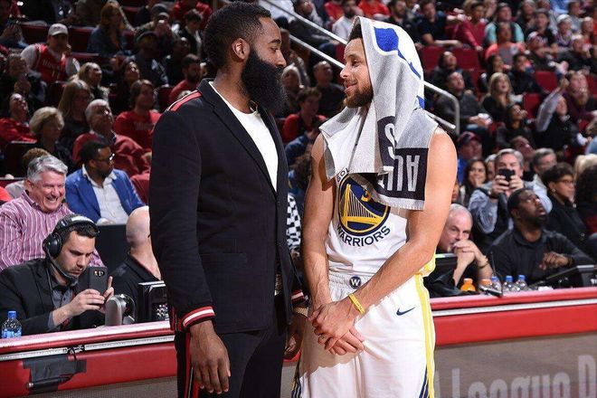 当季全明星队友数对比：哈登7位，库里5位，字母3位，老詹几位？