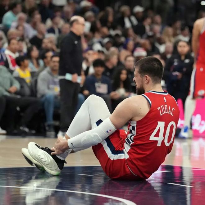 难上加难!二级扭伤+伤停3周,这可是首发核心啊,快船,彻底沉了