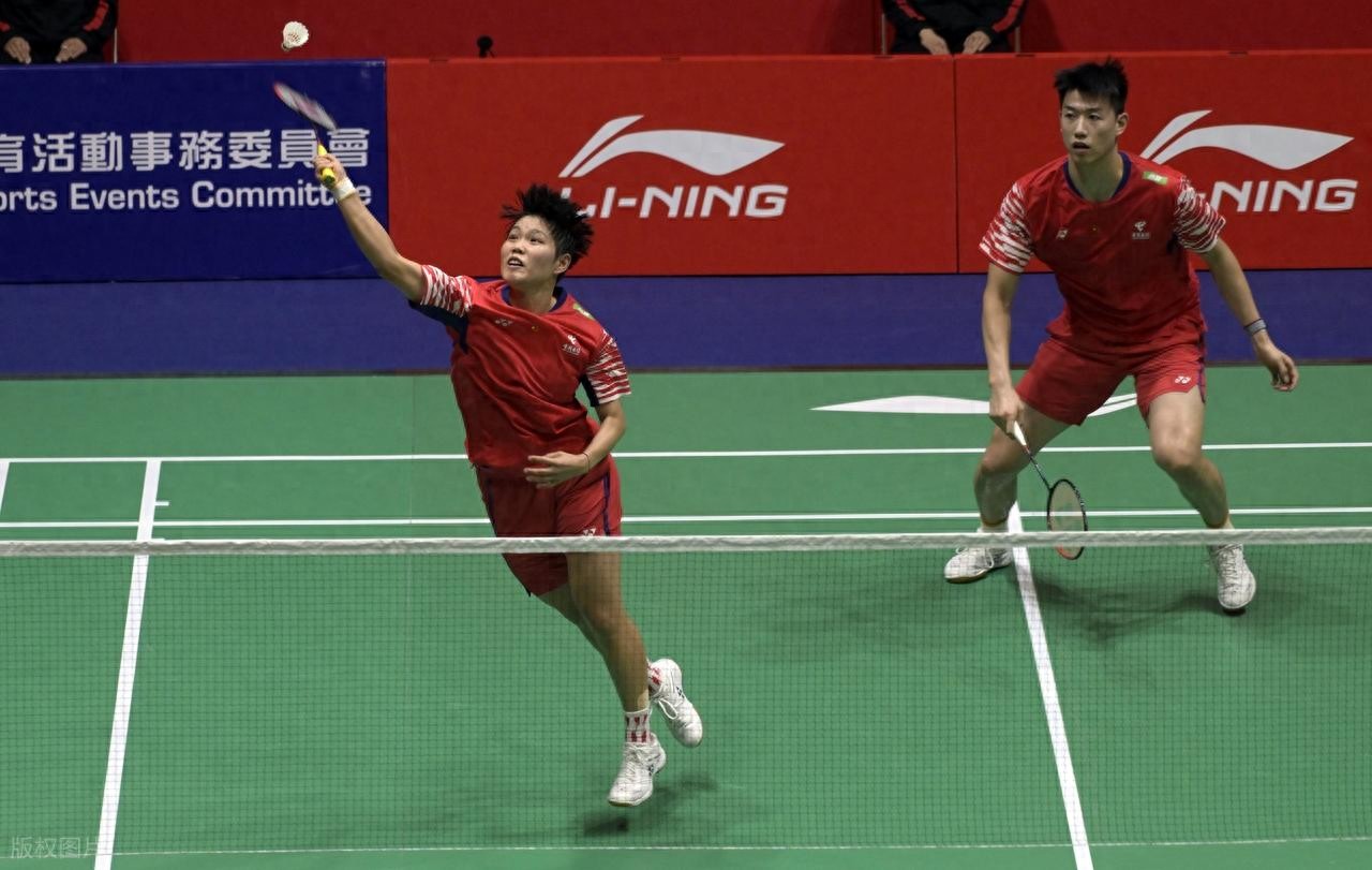 打疯了！安洗莹轰21-3，国羽女单惨败，大师赛诞生2冠，韩泰各1冠