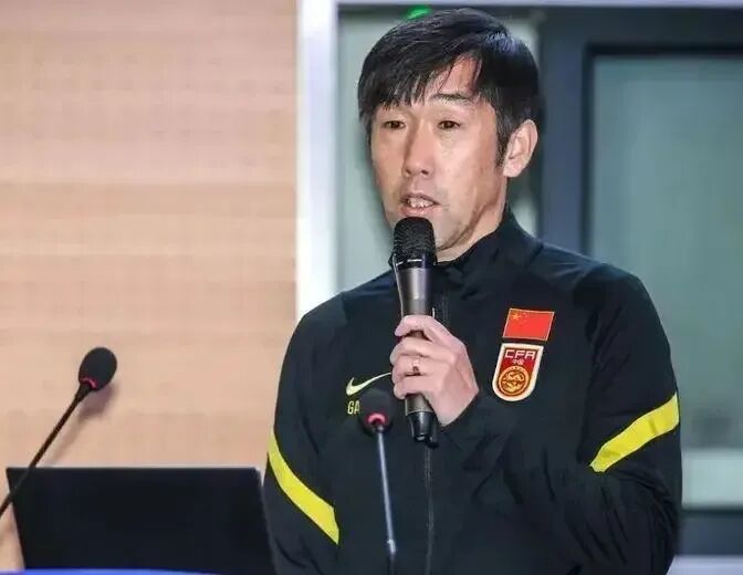 国足帅位抢手?还是钱的事