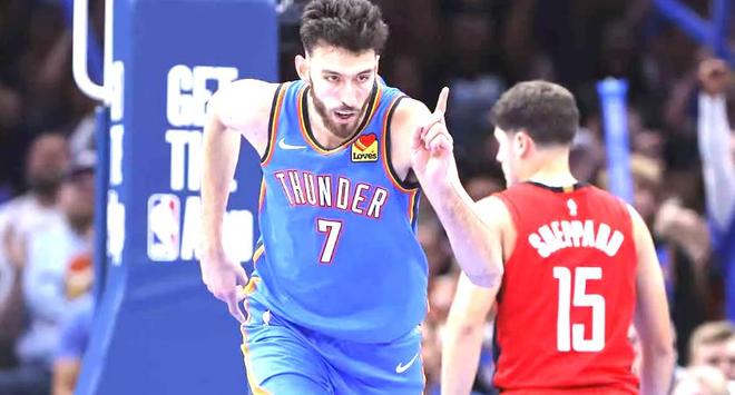 亚历山大26罚55分+生涯新高!雷霆双加时险胜,这一战揭露6个现实