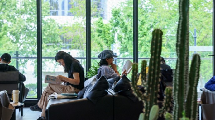 数字时代，实体图书馆为何仍是刚需