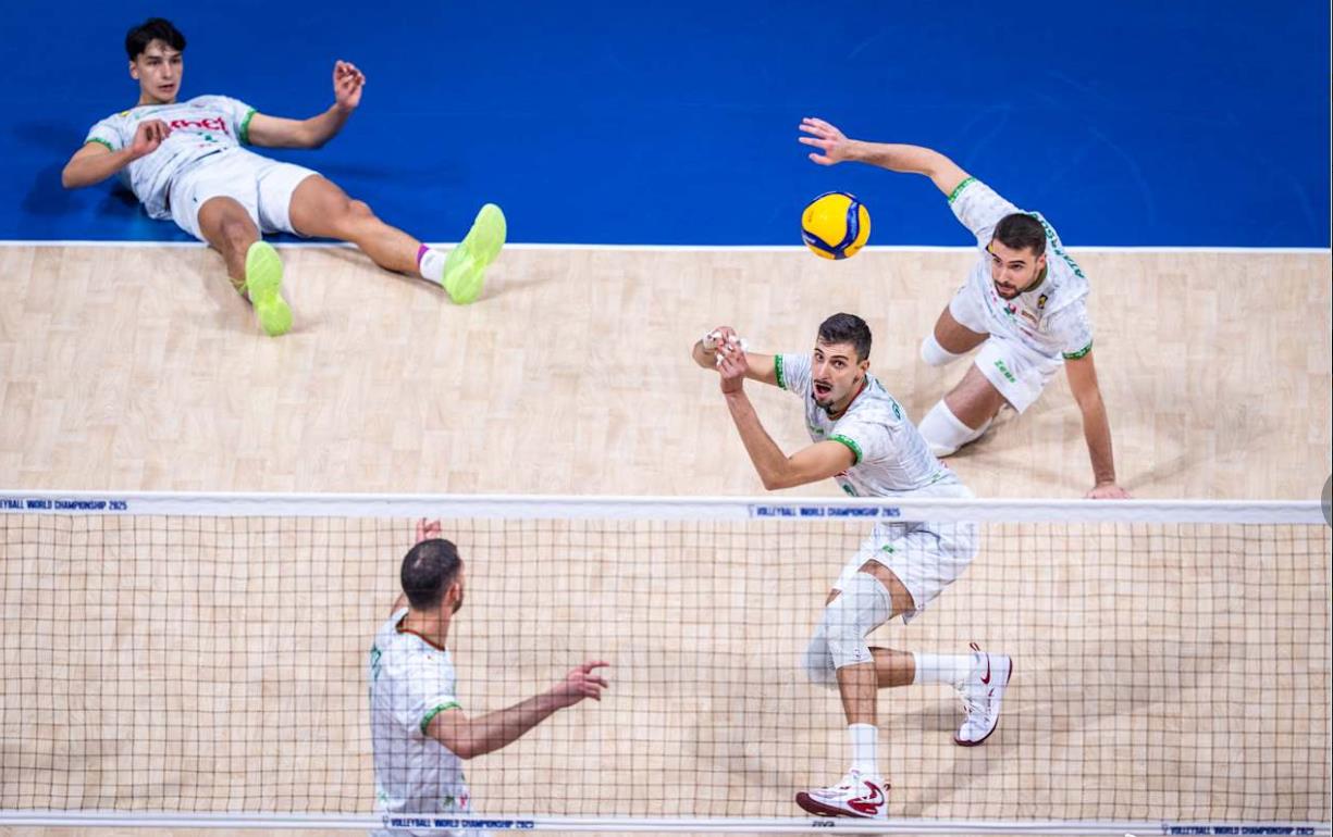 3-2!男排爆大冷:奥运冠军被绝杀,欧洲黑马大逆转,4强球队出炉