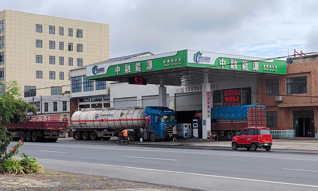 “新能源”幌子下的黑色利益链:湖北多地伪新能源加注站调查