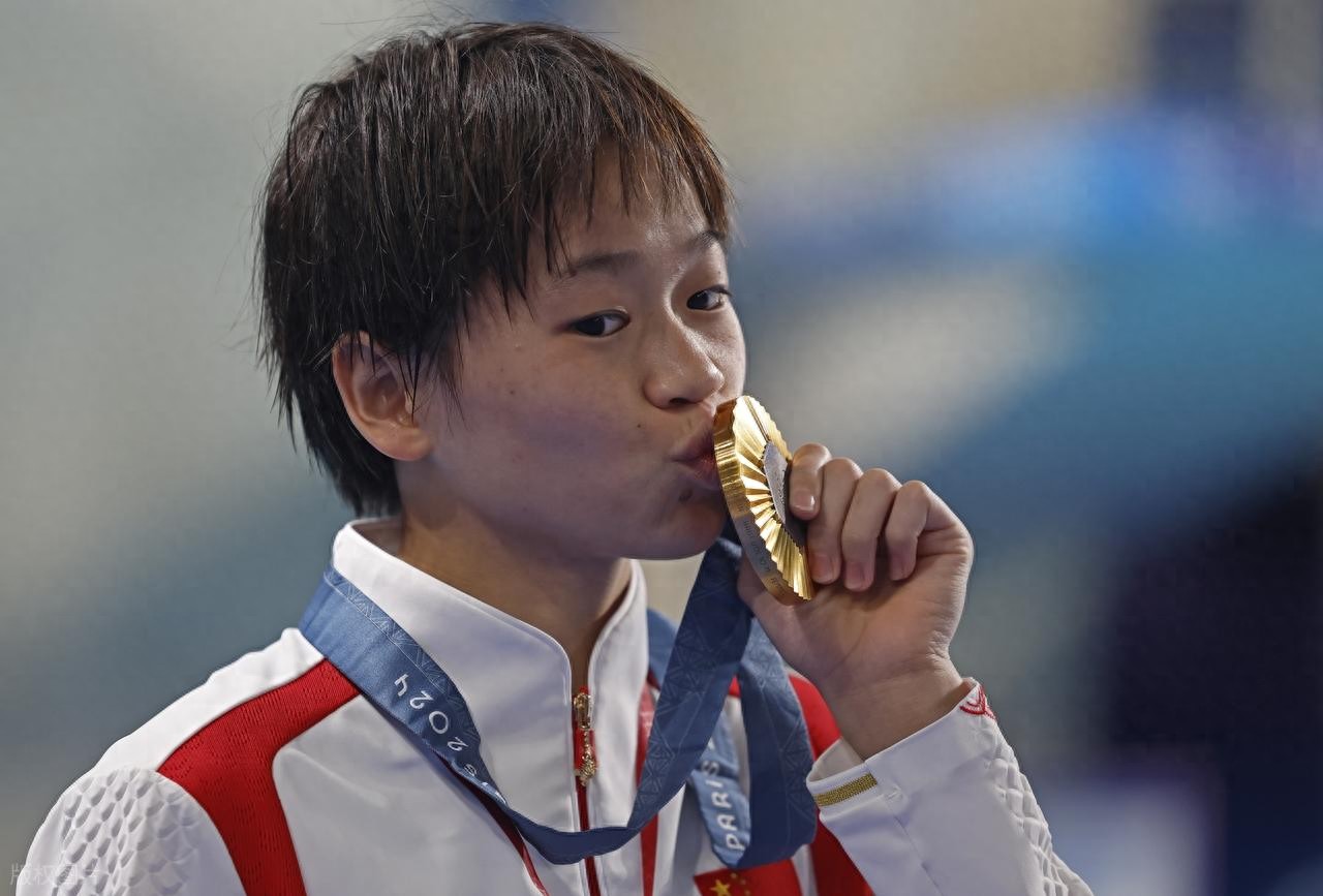 北京时间10月17日，体坛传来全红婵、朱婷、郎平、郭晶晶的新消息