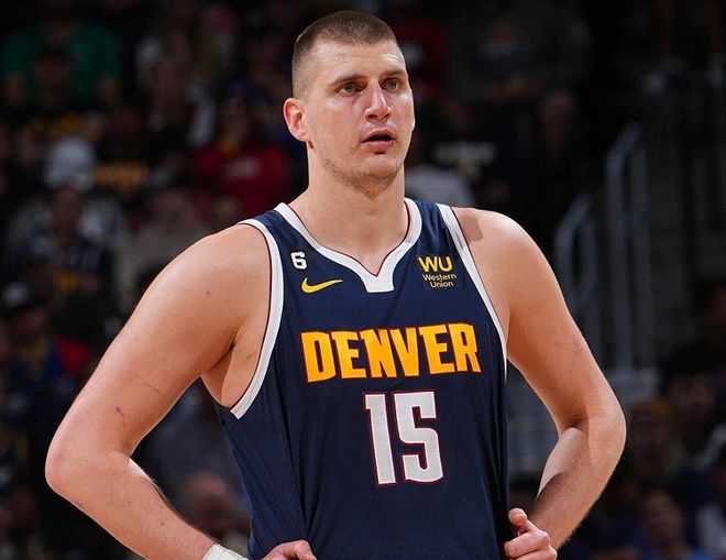 约基奇14+14+15！掘金22分大胜太阳，这一战让我彻底看清3个现实