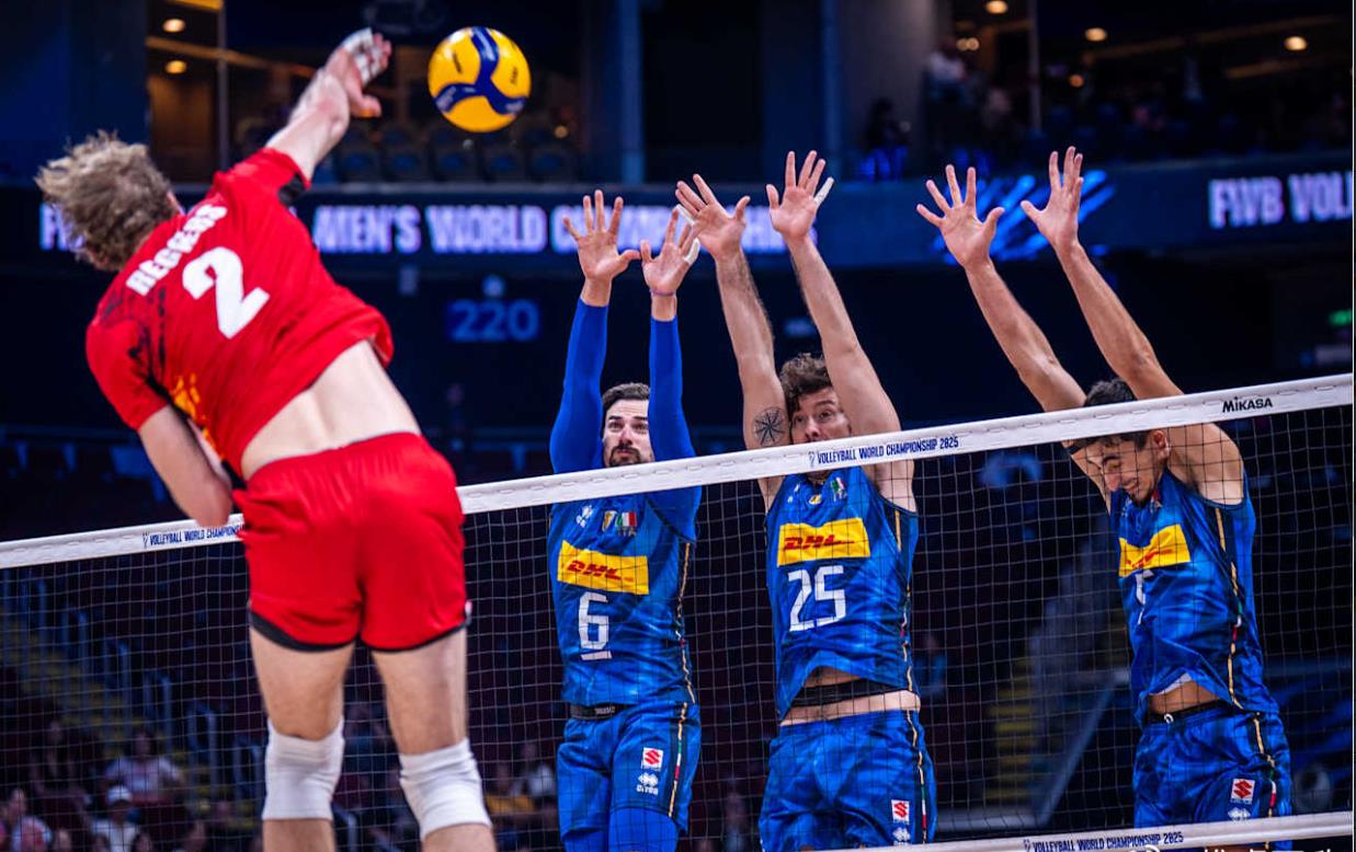 3-0!男排世锦赛4强诞生,世界第一强势爆发,波意狂胜,黑马出局