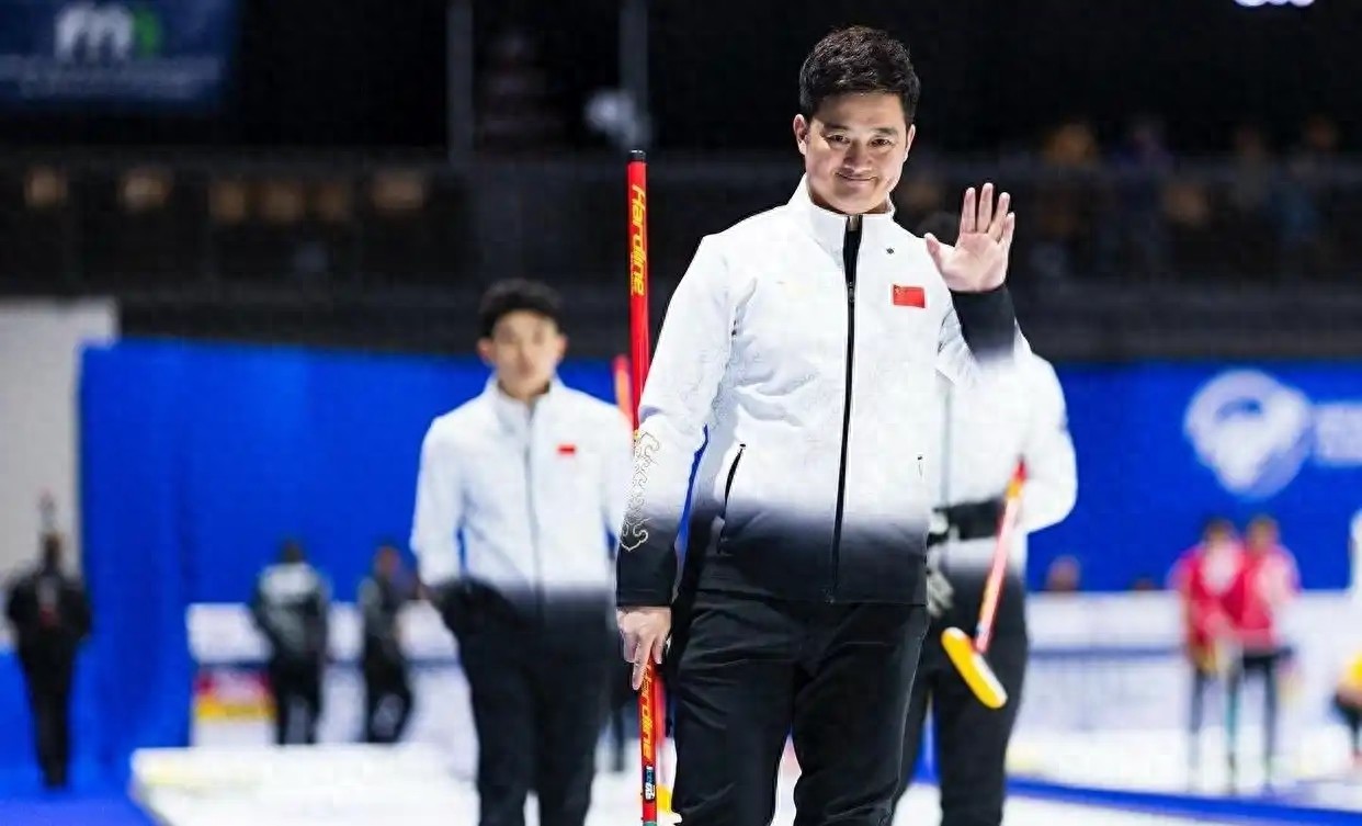 泛洲际冰壶赛落幕！卫冕冠军被日本绝杀，中国女队爆冷9连胜夺冠