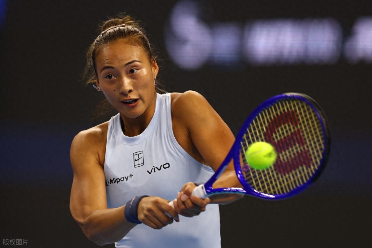 中网-郑钦文复出首秀顺利过关！2-0完胜资格赛选手 晋级32强