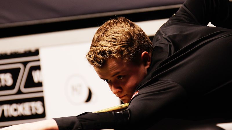 连爆大冷世界第1第9第12第18都止步16强,肖国栋2-4失利,8强出炉