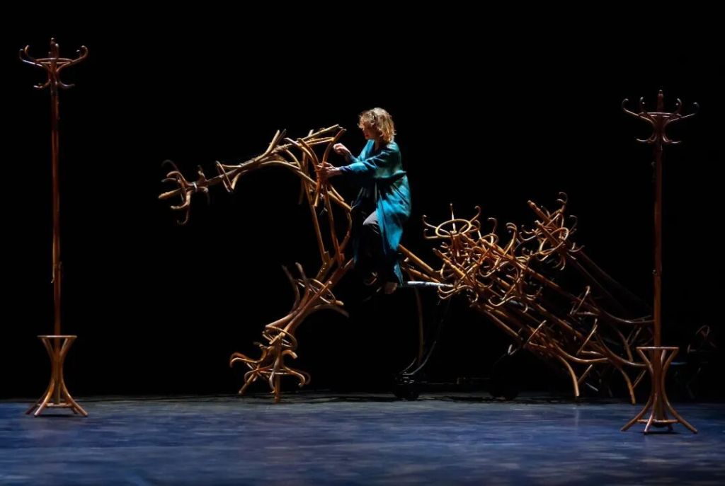 即使对上海舞台,也还是太超前了